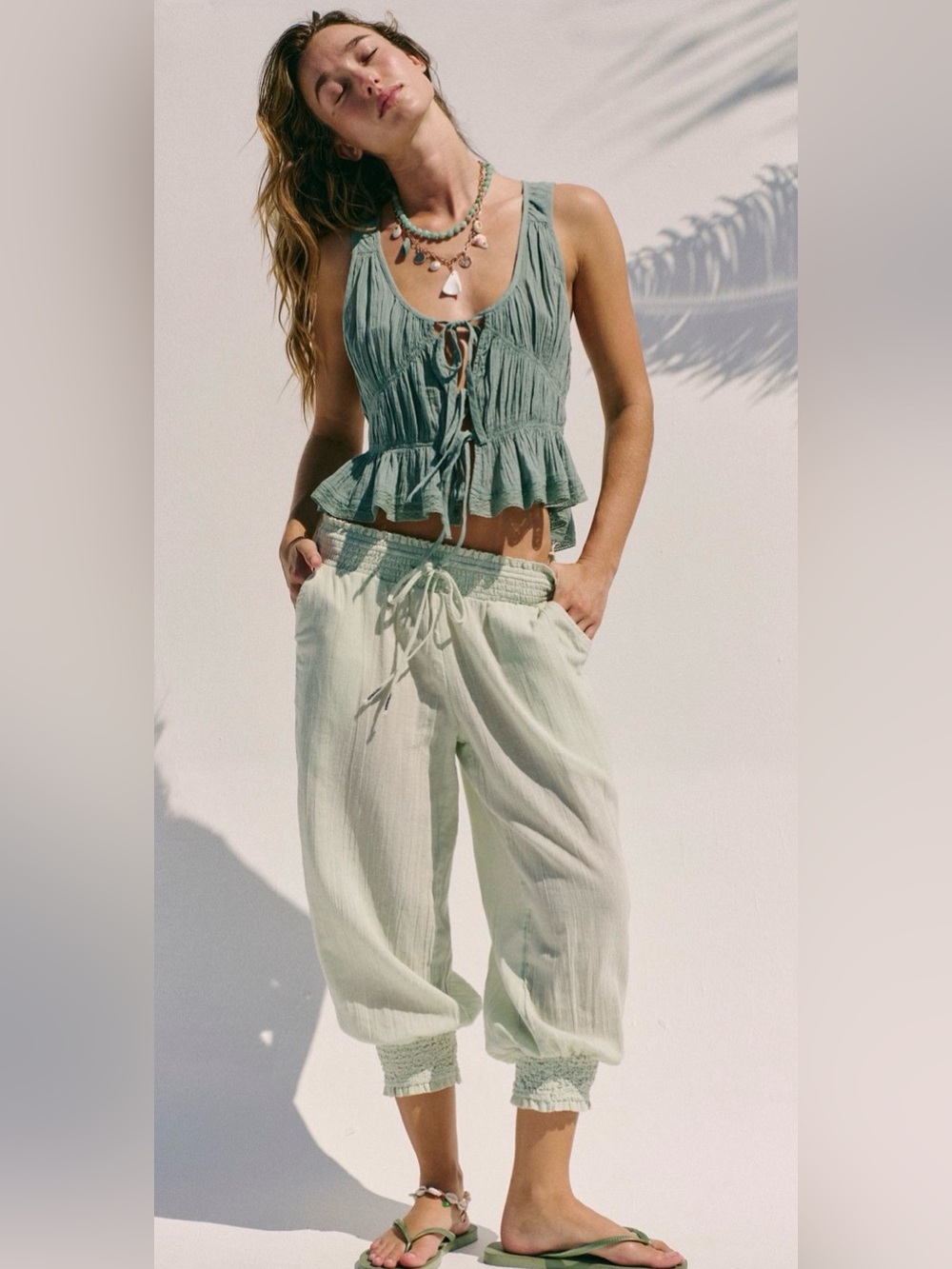 NWT FREE PEOPLE FREE EST TAYE SMOCKED COTTON CAPRI PANTS SOFT MINT